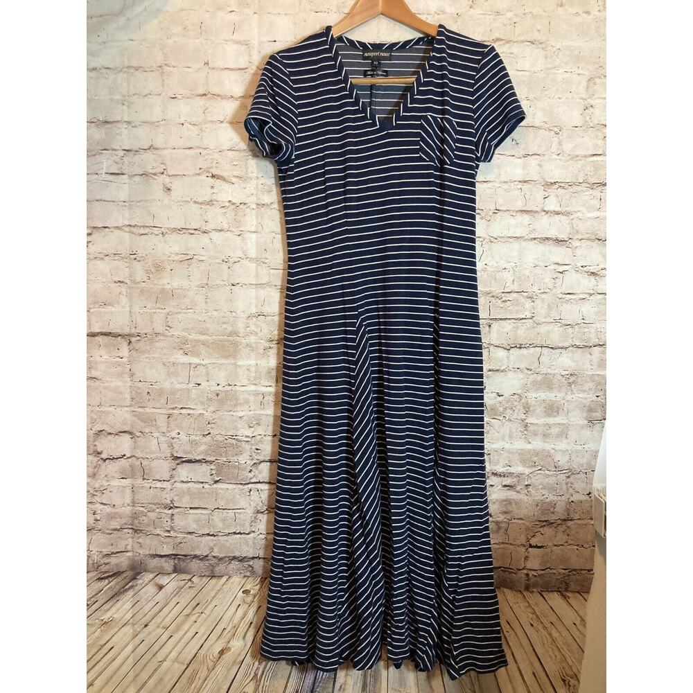 Newport News Maxi Dress Womens 10 Navy Blue Striped Ultra Stretch Flowy‎ Long